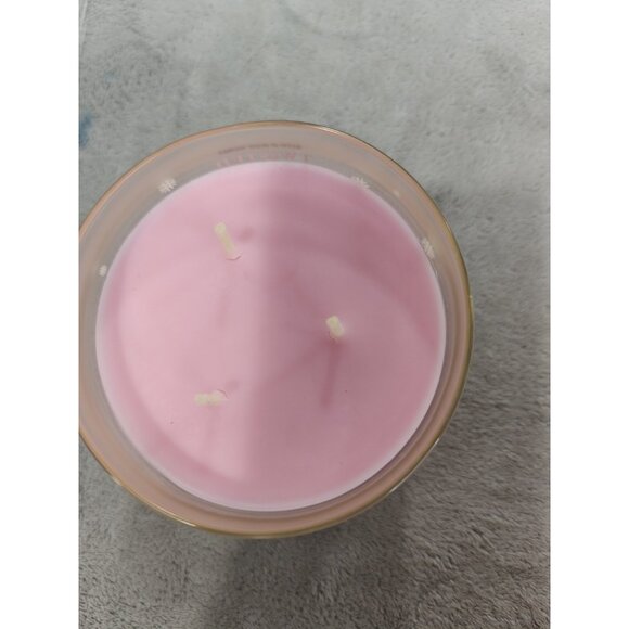 Bath and Body Works 3 Wick Candle Twisted Peppermint Set Of 2 - Picture 9 of 9